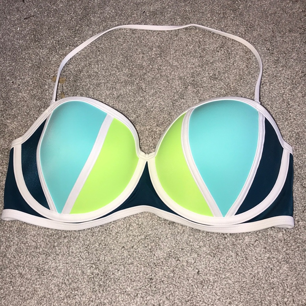Pink Victoria’s Secret Bikini Top- Size M (D-DD)💕